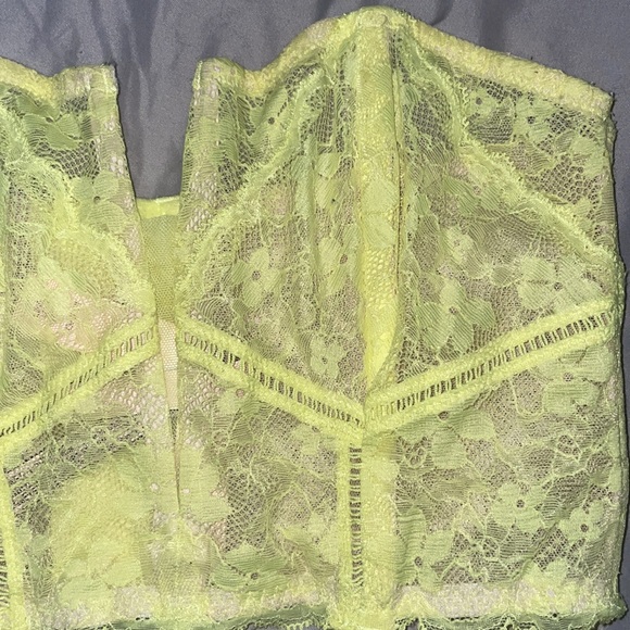 Victoria secret corset - Picture 9 of 17